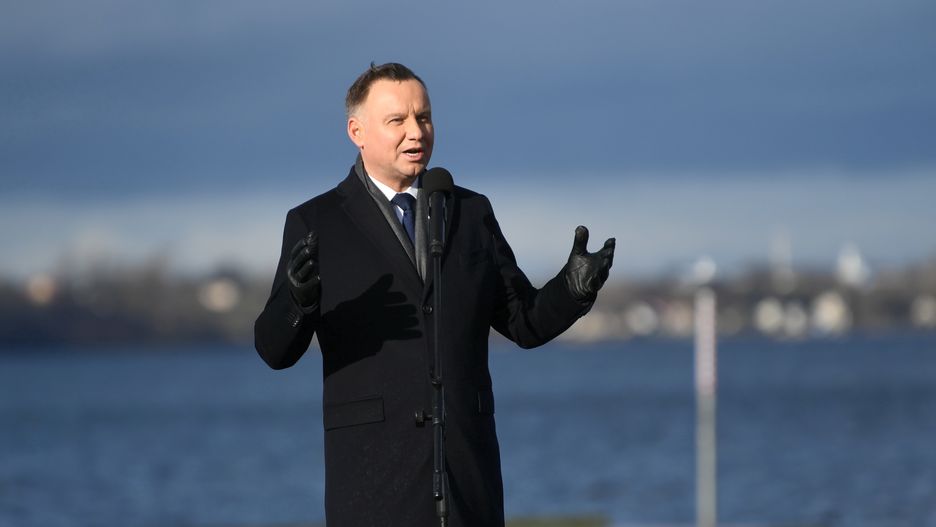 Prezydent Andrzej Duda został wygwizdany podczas uroczystości 100. rocznicy Zaślubin Polski z Morzem