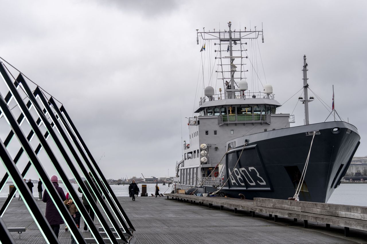 Sweden investigates Baltic cable sabotage, suspicious ship seized