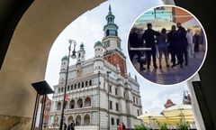 Weszli na ratusz w Poznaniu. Dziewczyna spadła z rusztowania