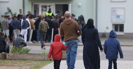 Polska znów zwolniona z relokacji migrantów. Wiadomo, do kiedy