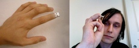Pamięć USB zamontowana w palcu 1