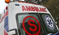 Czołowe zderzenie pod Lesznem. Ofiarą dziecko