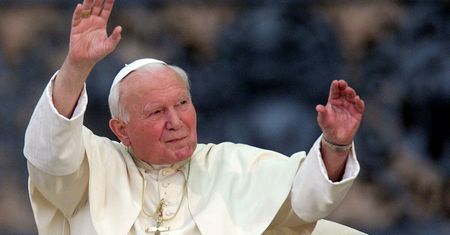 20 lat temu zmarł Jan Paweł II. Odchodził na oczach świata