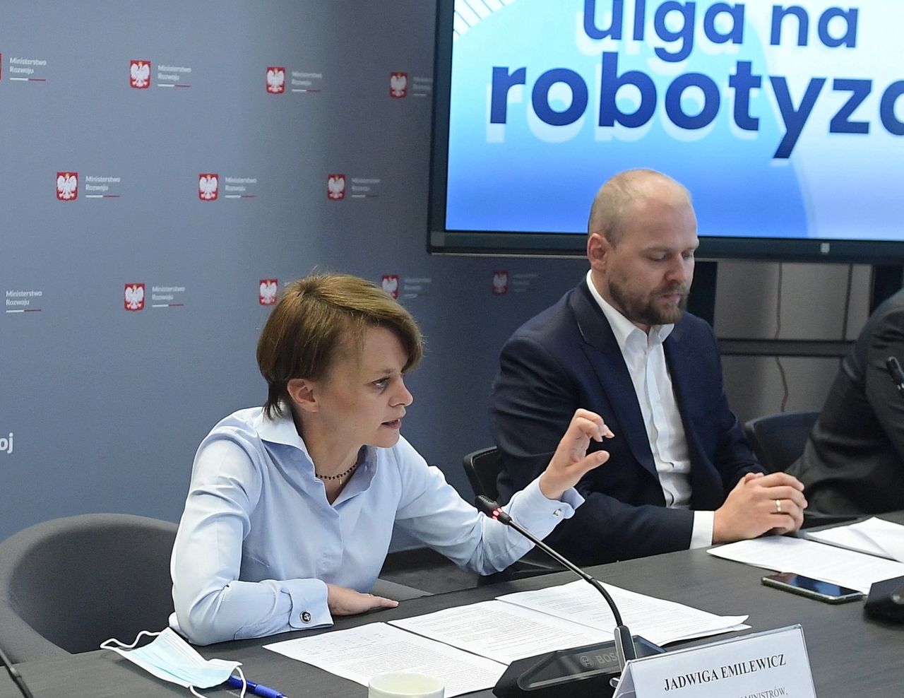 Wicepremier, minister rozwoju Jadwiga Emilewicz zapowiada tzw. ulgę na robotyzację. (kf) PAP/Marcin Obara