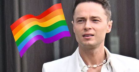 "Znajomi odradzali mi coming out". Patryk Pniewski wyznał, że jest biseksualny