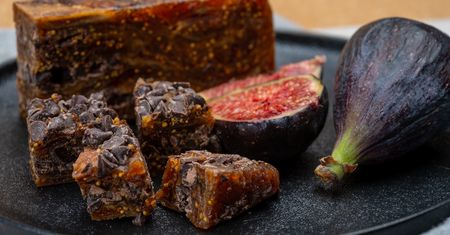 Ten hiszpański przysmak może zastąpić słodycze. Rozkręci leniwe jelita, pomoże wyregulować cholesterol