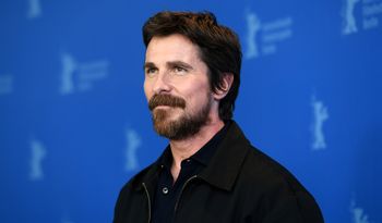 16 lat trzymał to w sekrecie. Prawdziwa twarz Christiana Bale'a