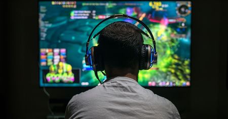 DOOM, Sniper Elite 5 i Ghostwire - Nvidia i AMD rozdają darmowe gry. Jak je zdobyć?