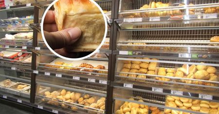 Macała pieczywo w Biedronce. Przy kasie czekała na nią niemiła niespodzianka