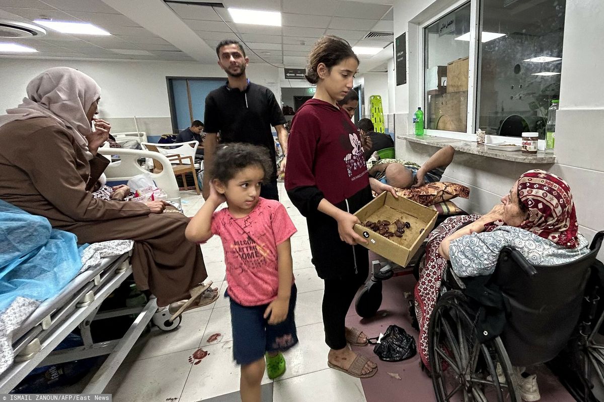 10 listopada. Pacjenci w szpitalu al-Szifa w mieście Gaza