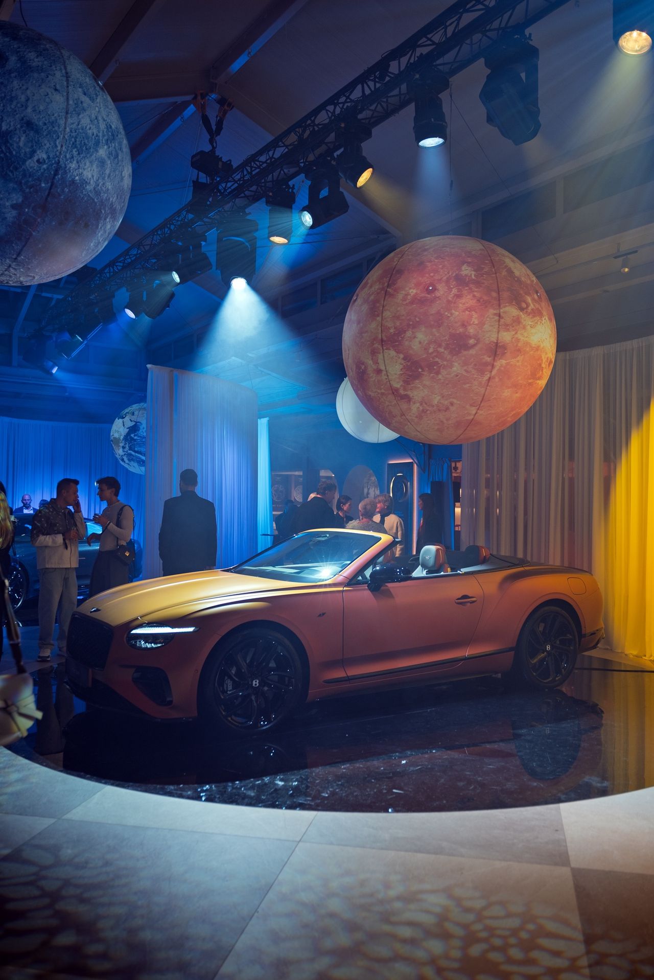 Bentley Nicolaus Copernicus Colection