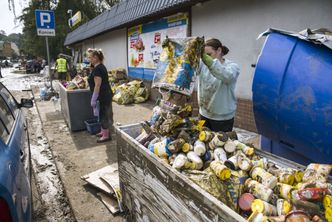 Opole: Wojewoda zapewnia o braku problemów finansowych po powodzi