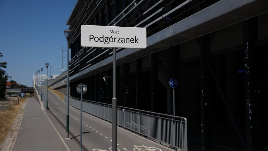 Kładka pieszo-rowerowa, łącząca Kazimierz z Zabłociem, została nazwana mostem Podgórzanek 