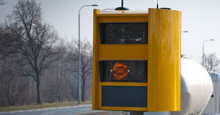 Zdejmij nogę z gazu. Ten fotoradar "zbiera żniwo" wśród kierowców