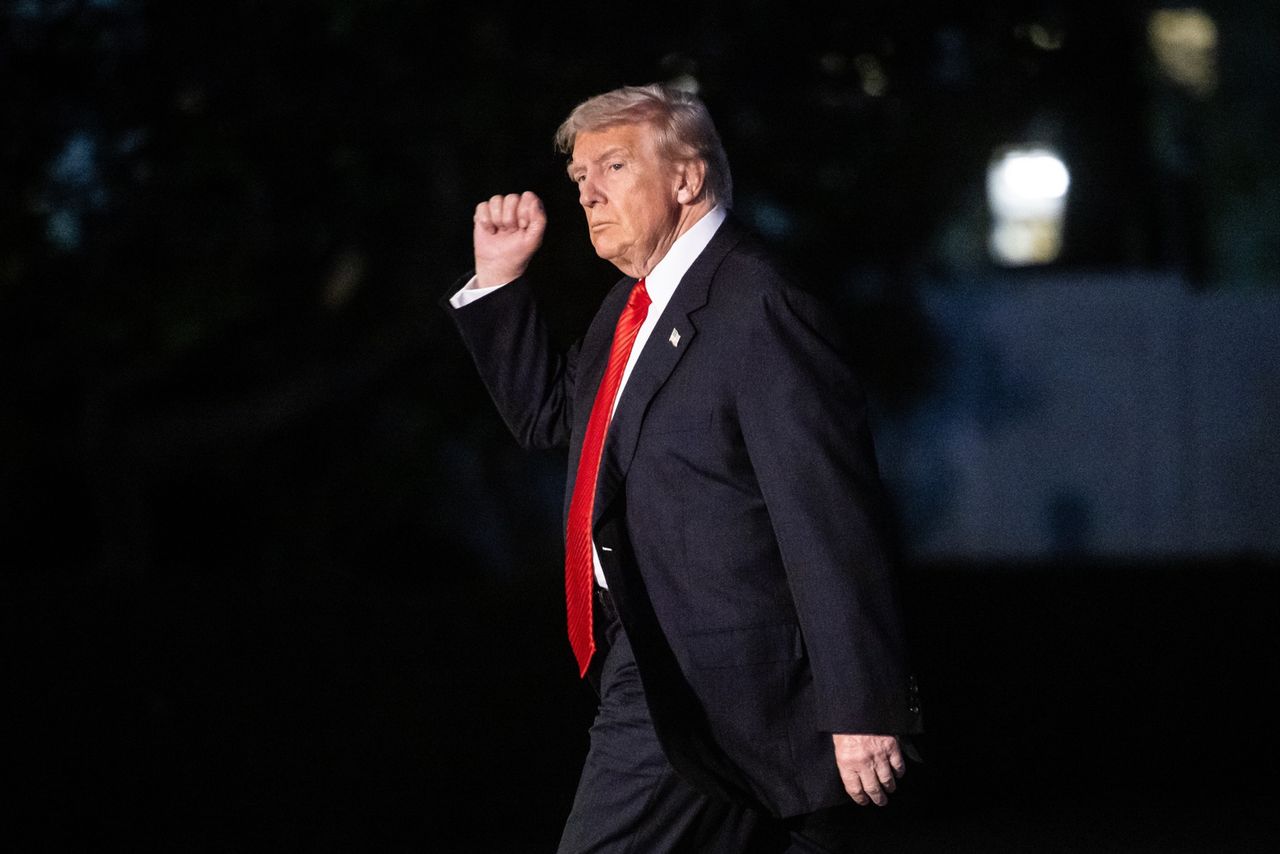 Notowania Trumpa lecą w dół. Tak fatalnych ocen jeszcze nie było