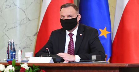 Życie sprzed pandemii już nie wróci? Duda komentuje