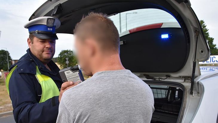 Niektórych pijanych kierowców policjanci zatrzymują dwukrotnie tego samego dnia