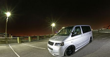 Duży i szybki, czyli… Volkswagen – MR Multivan 2.0 TDI (2011)