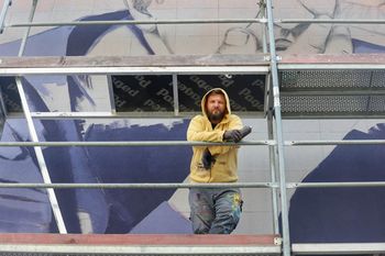 Rzeszów: Mural na Baldachówce upamiętni aktora Zdzisława Kozienia