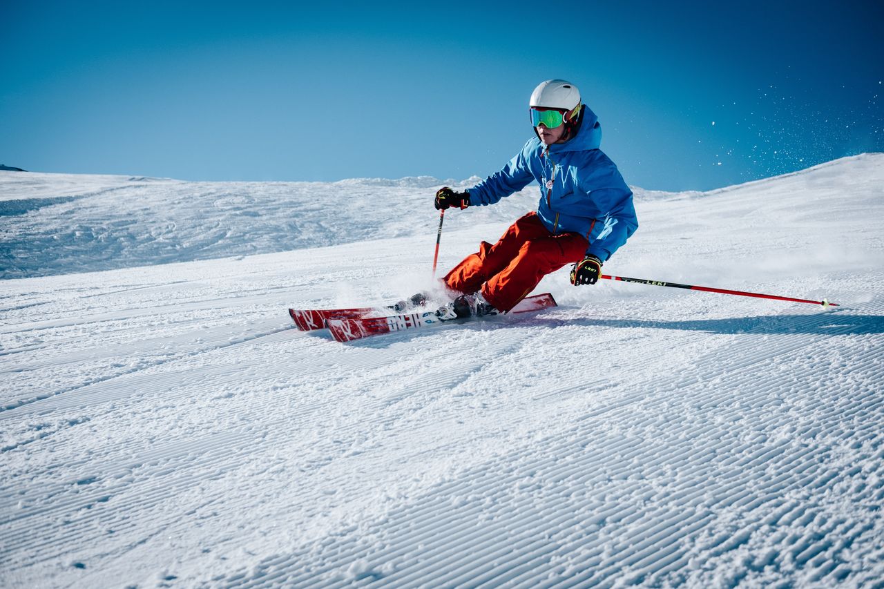 Jak dobrać kurtkę narciarską?