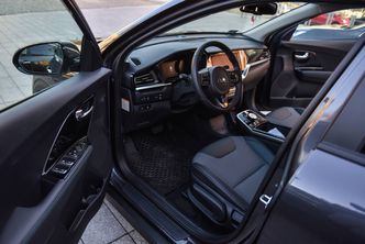 Państwo dołoży nawet 70 tys. zł do samochodu. Ale nie każdego