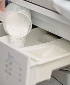 Niemcy zbadali proszki do prania. Zwycięska marka w dyskoncie w Polsce