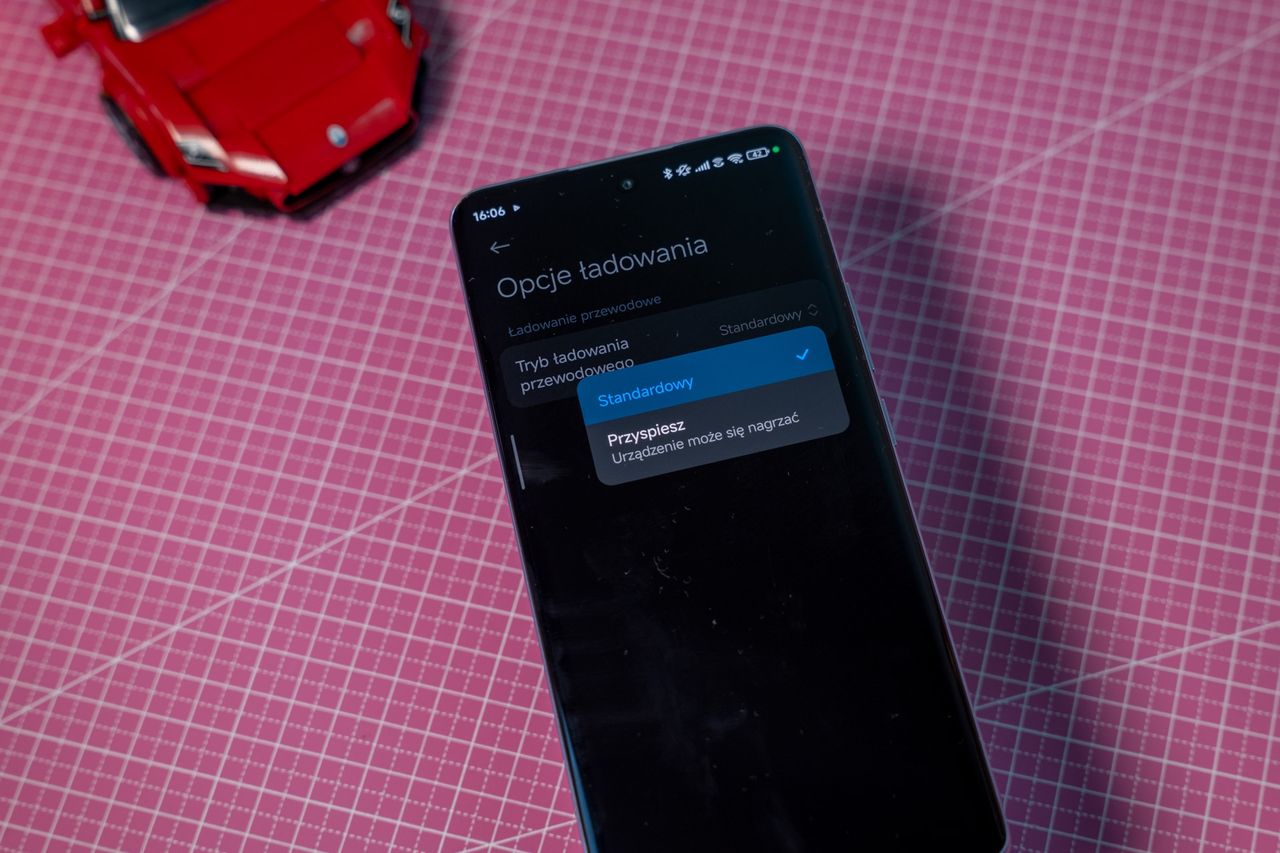 Ustawienia ładowania w Xiaomi Redmi Note 15
