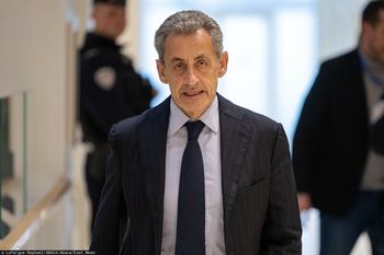 Pierwszy taki przypadek we Francji. Sarkozy pod nadzorem