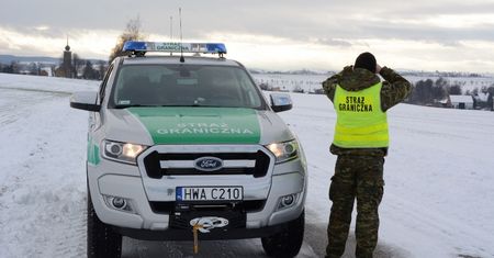 Spakował plecak i ruszył walczyć z Rosjanami. 15-latek z Czech zatrzymany