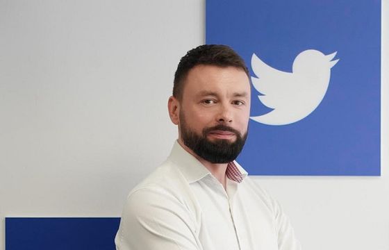 Cezary Kozieł Twitter sales lead w Httpool Polska