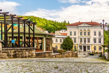 Jedlina-Zdrój: ulica Zamkowa do remontu. Powiat dał 100 tys. zł.