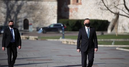 Prezydent: 10 kwietnia 2010 roku polska delegacja udała się do Katynia, aby pokazać naszą jedność