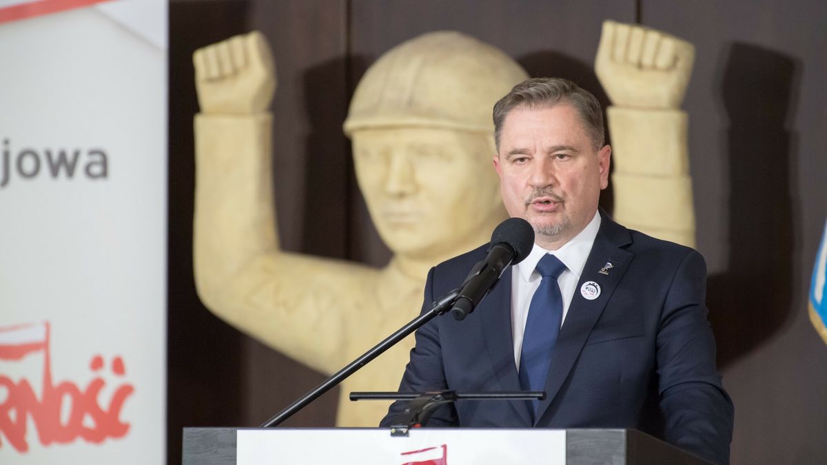 Piotr Duda zwrócił uwagę, że miejscem debaty nad emeryturami stażowymi jest komisja sejmowa, a nie wiece partyjne 