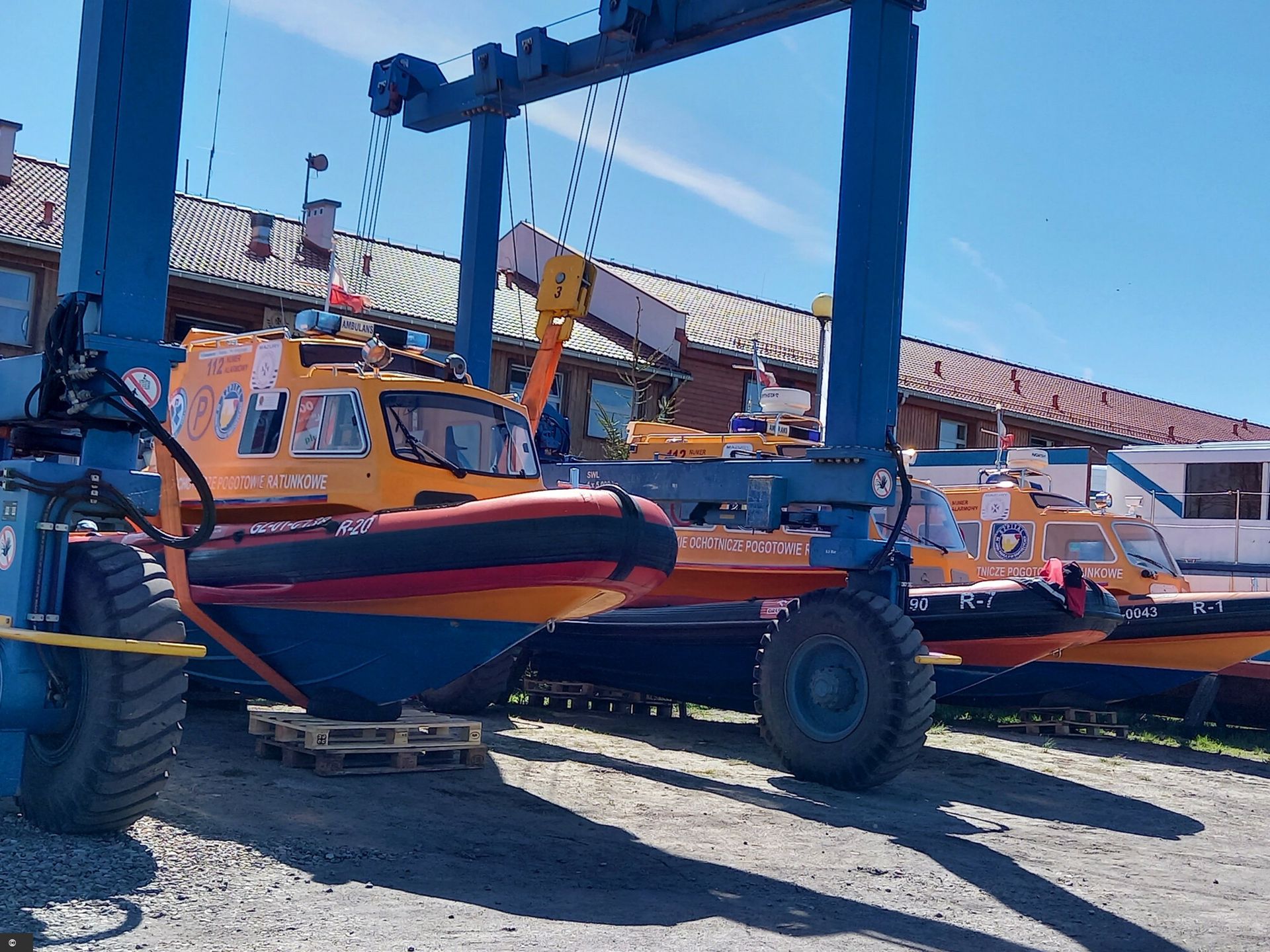 Ratownicy sprzedają łódź, żeby dalej ratować. Rząd ma szukać rozwiązań