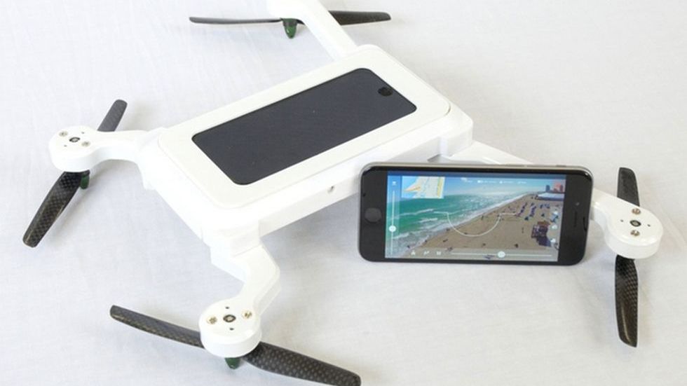 Doskonały pomysł! PhoneDrone sprawi, że nasze smartfony zaczną latać! 1