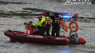 Warszawa: Dwóch 15-latków weszło do Wisły. Tylko jeden wyszedł. Akcja poszukiwawcza