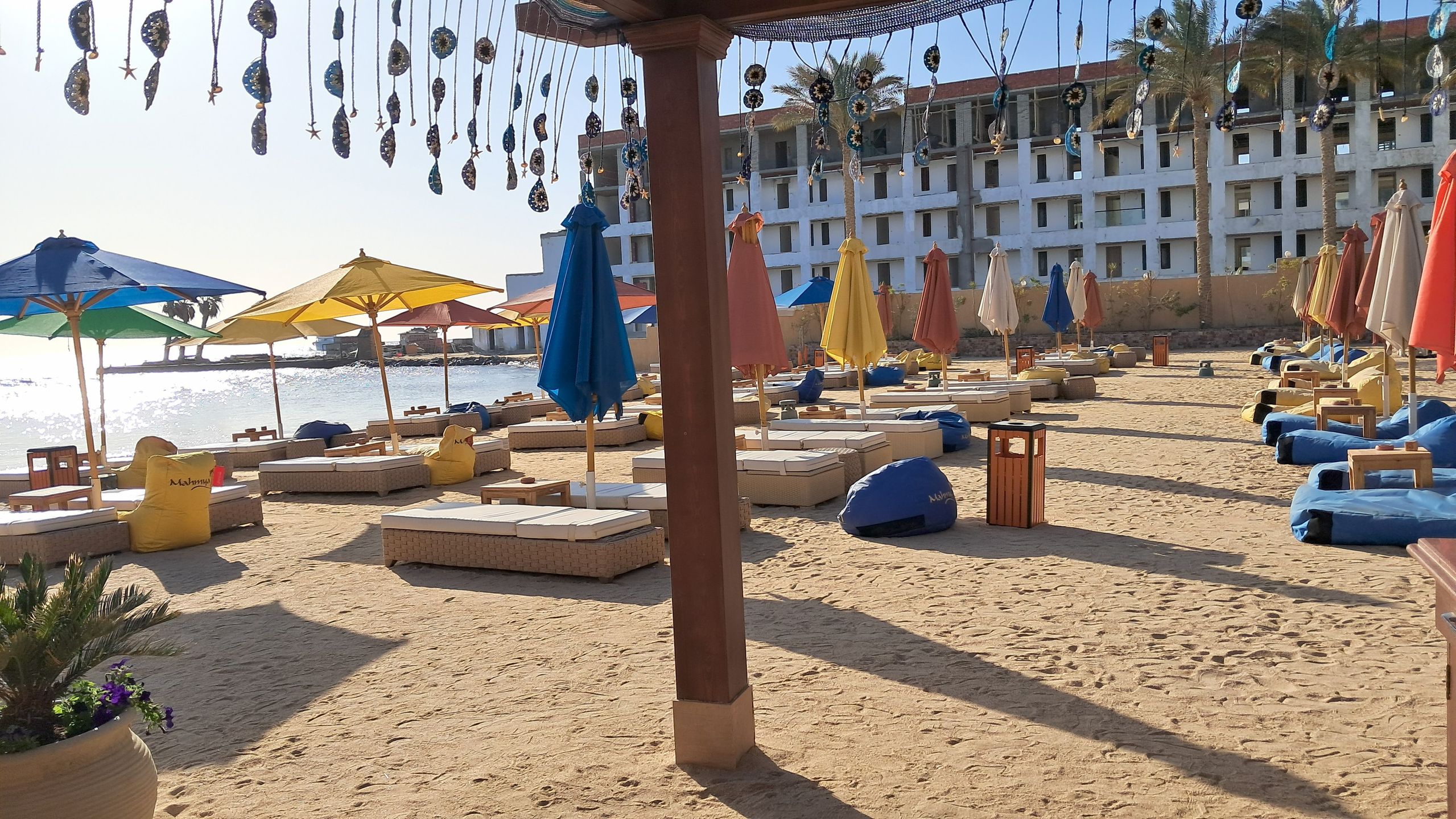 Rezerwacja najlepszych miejsc za pomocą ręczników wciąż działa