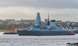 Rosyjskie kutry krążą nad strategicznymi kablami. Niepokój na Zachodzie
