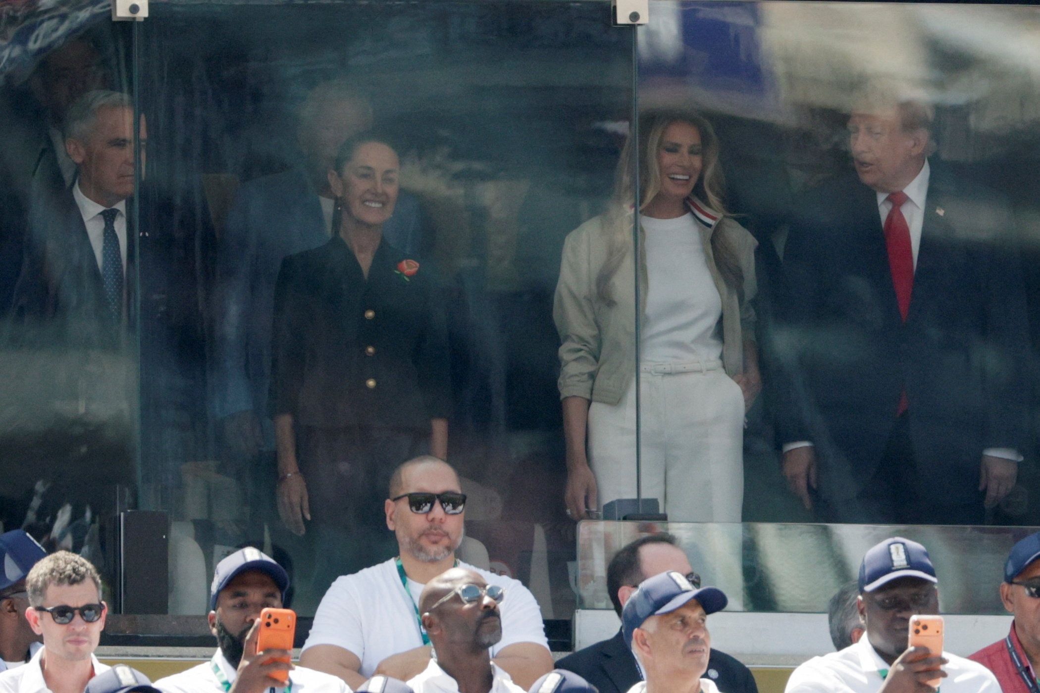 Mark Carney, Claudia Sheinbaum, Melania Trump i Donald Trump
