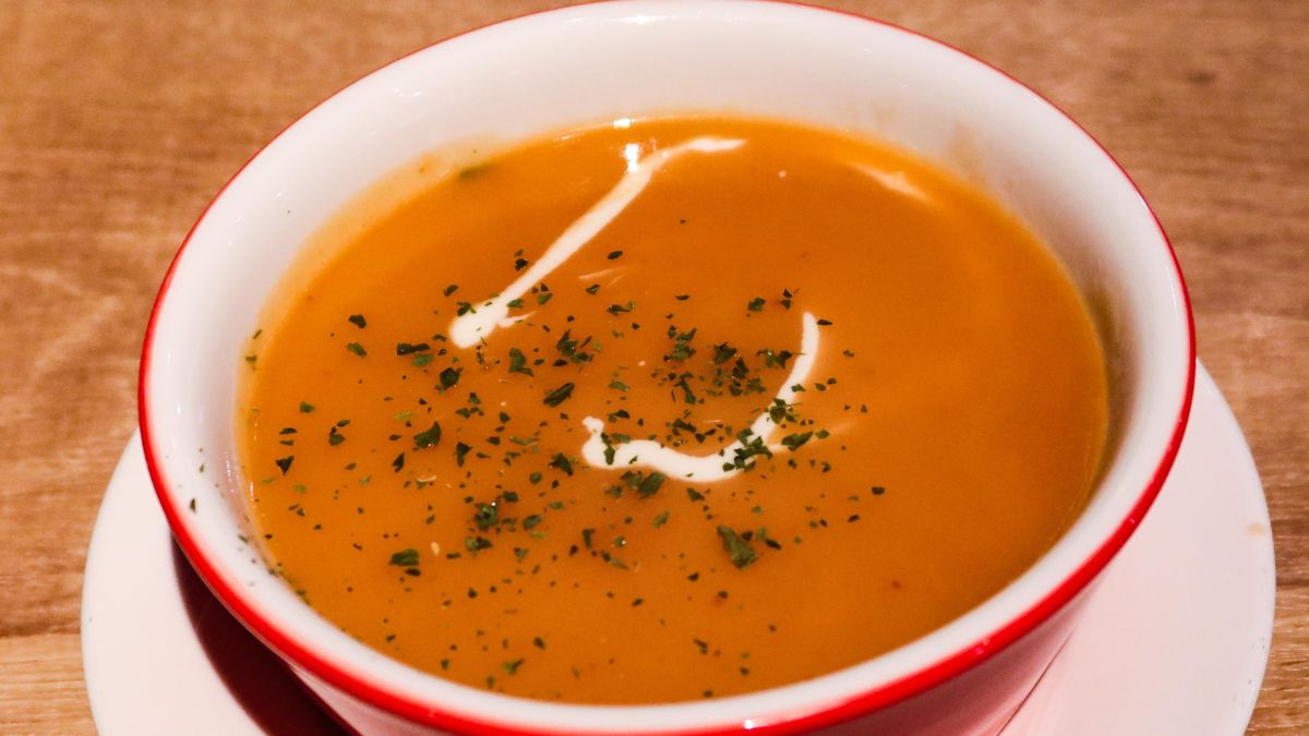 Francuska zupa bisque ze skorupiaków