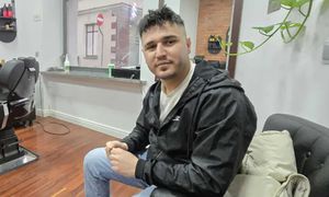 Przyleciał do Polski. "Osoba niepożądana". Jest w małym pokoiku