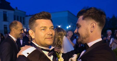 Zenek Martyniuk refleksyjnie o małżeństwie syna. "Wzięli ten ślub trochę za szybko"