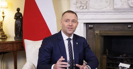 Nawrocki podpisze budżet? "Mam dużo żalu"
