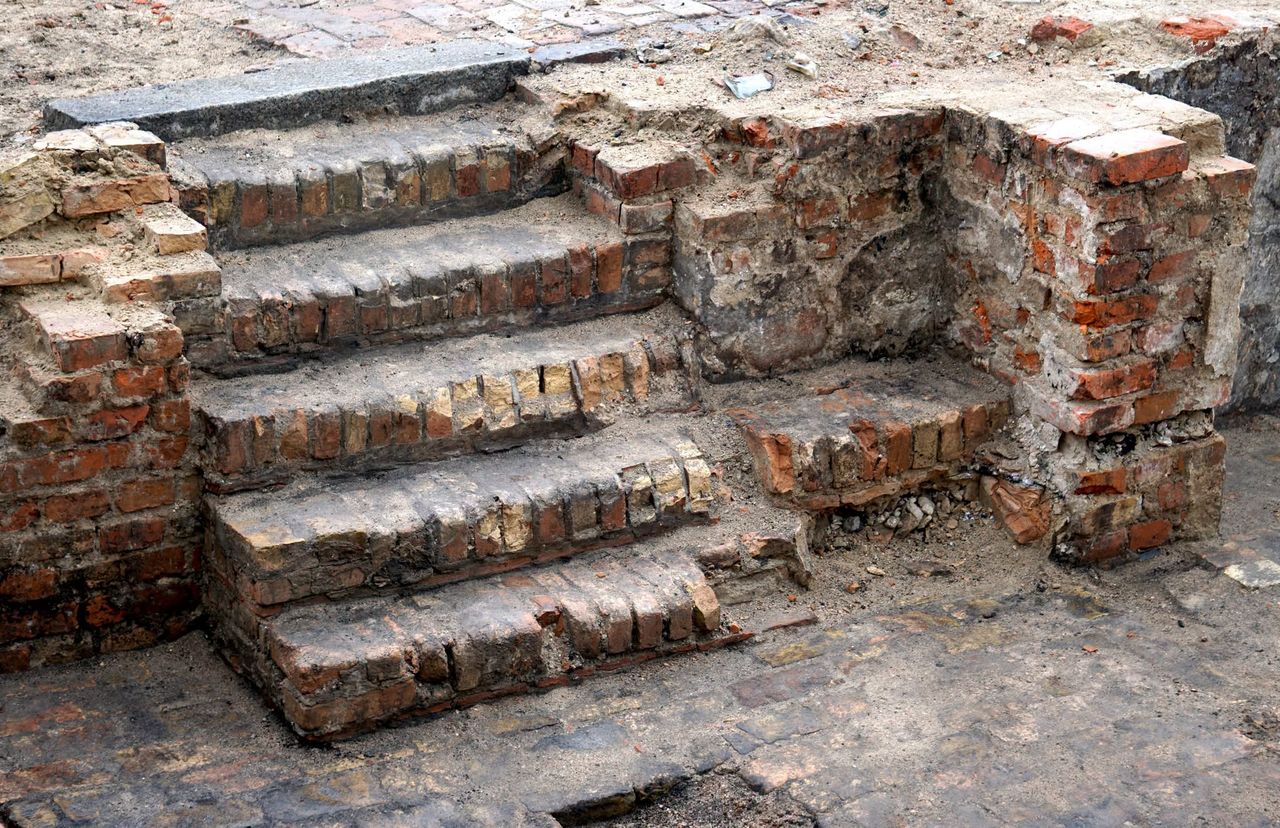 Wykopaliska archeologiczne na pl. Zwycięstwa w Pile
