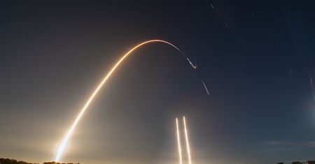 Starlinki nad Polską. Spójrz w niebo po pracy