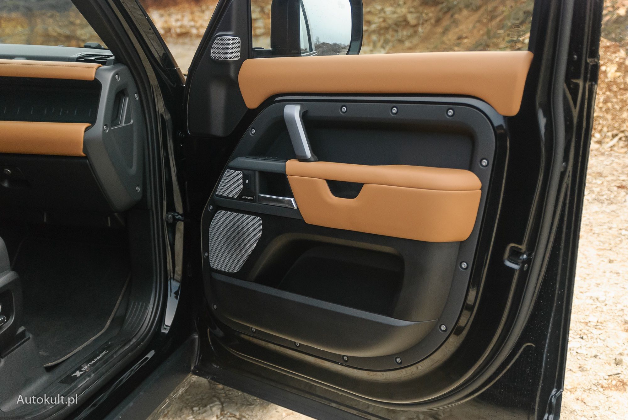 Land Rover Defender 130