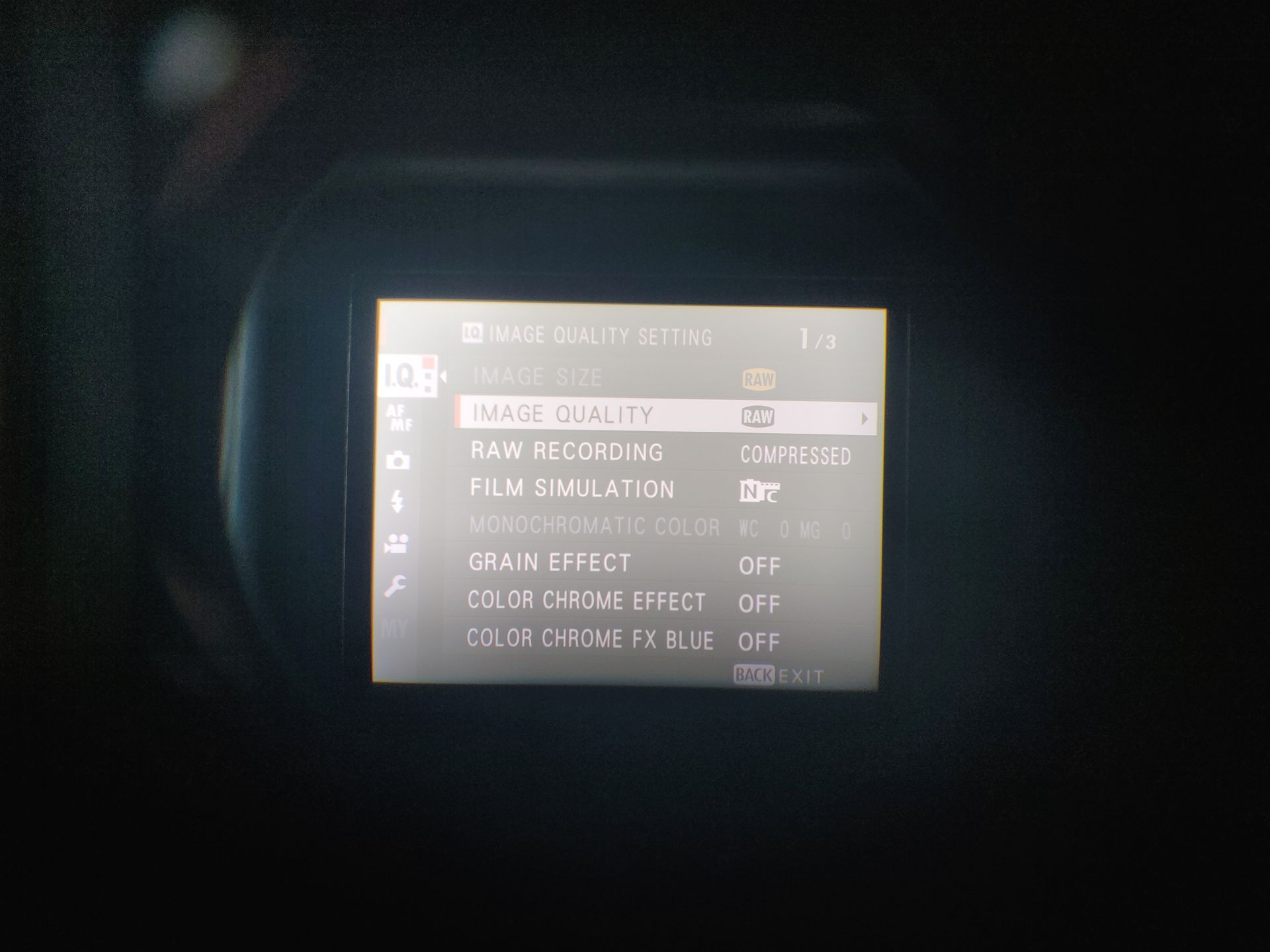 Fujifilm X-Pro3 ma problemy z wizjerem. Producent potwierdza 3