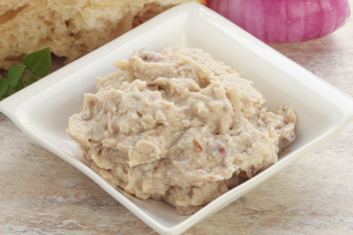 Dodaję zamiast makreli. Pasta znika, zanim ukroję pieczywo