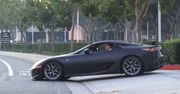 Lexus LFA grasuje w Kalifornii
