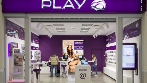 Play z Etykietką na wyświetlaczu telefonu 1